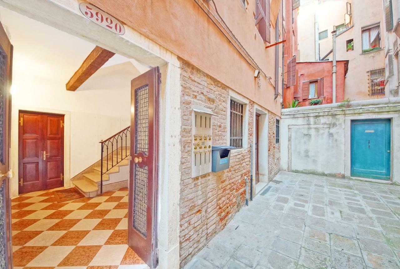 Santa Marina Apartment Rialto Wenecja Zewnętrze zdjęcie