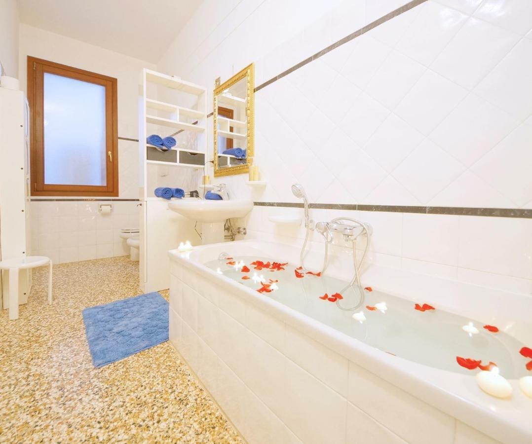 Santa Marina Apartment Rialto Wenecja Zewnętrze zdjęcie