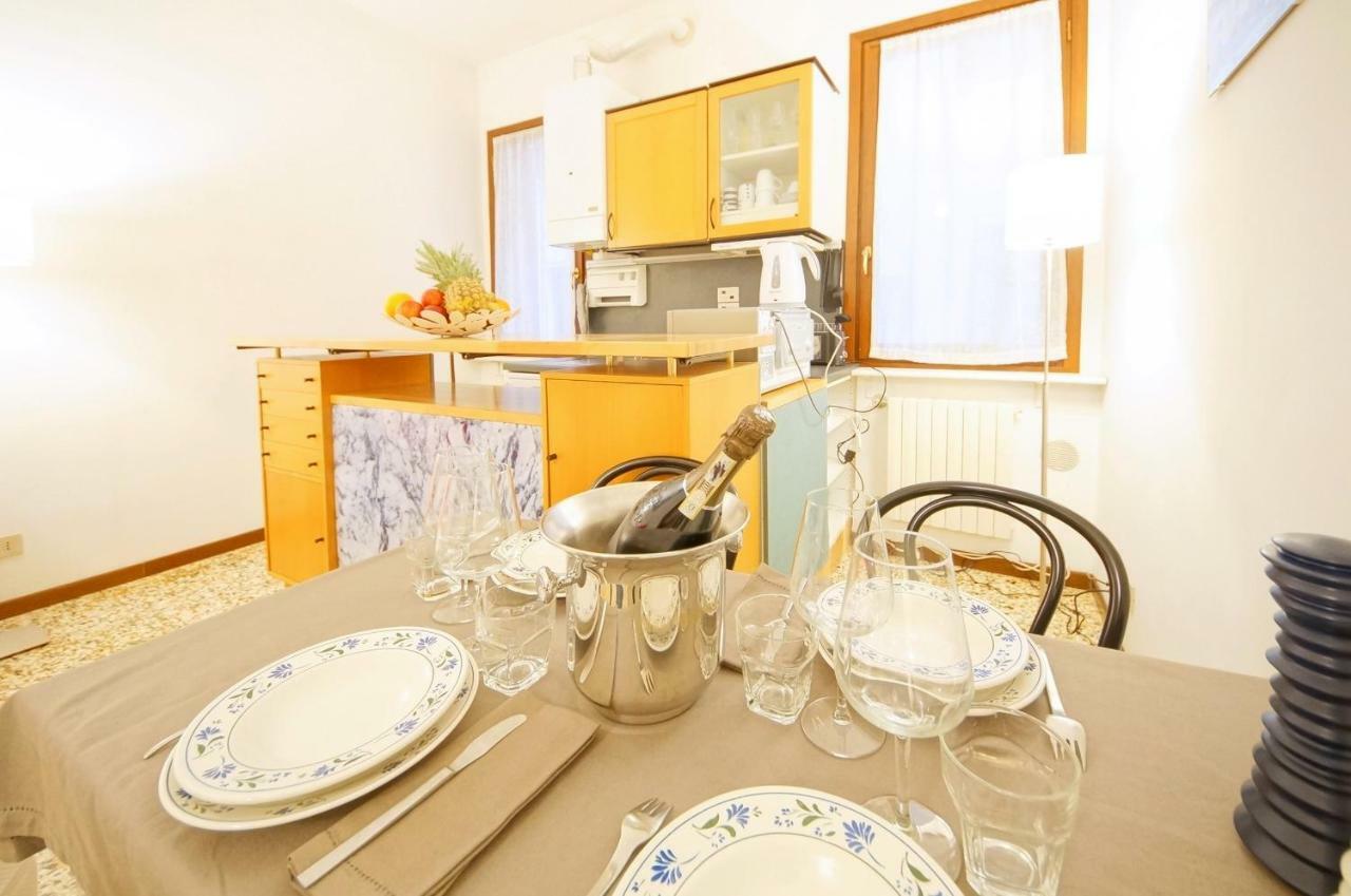Santa Marina Apartment Rialto Wenecja Zewnętrze zdjęcie
